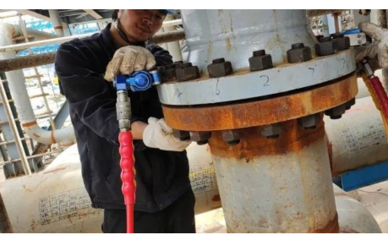 冶金余热回收设备螺栓安装预紧选用KWZK云博（中国）液压力矩扳手